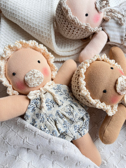 Waldorf doll Baby / tanned skin