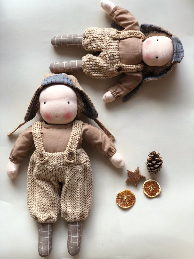 GUSTAV DOLL LARGE I winter