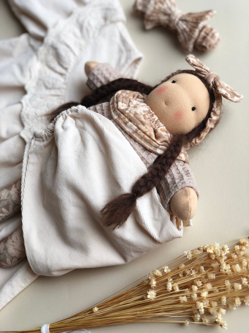 ILA doll medium