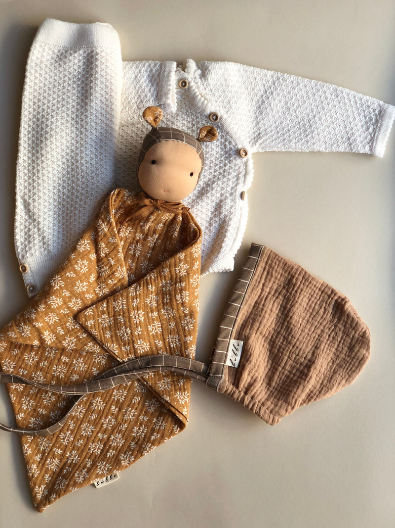 Newborn set caramel