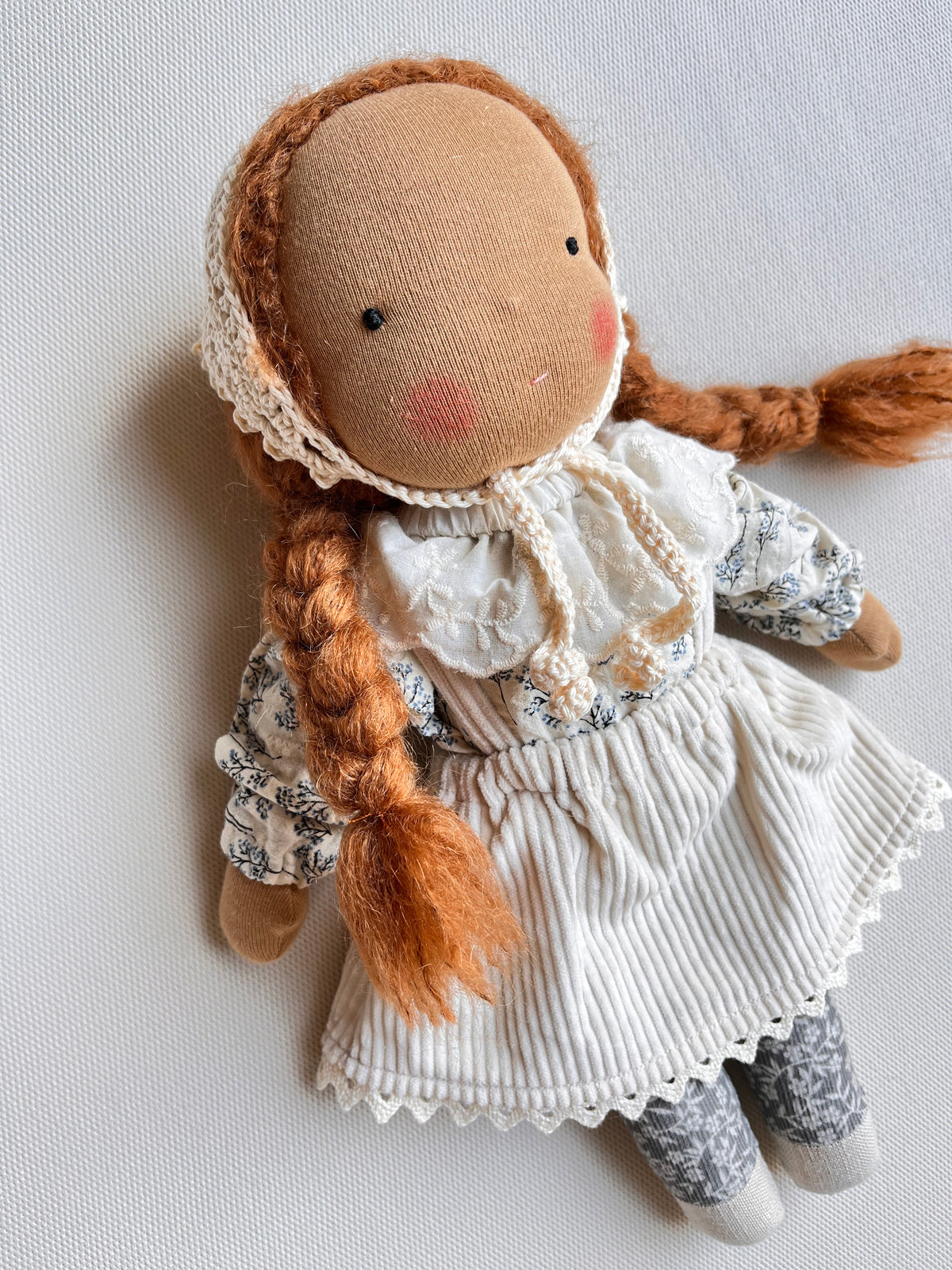 FLAVIA doll medium I lace collection