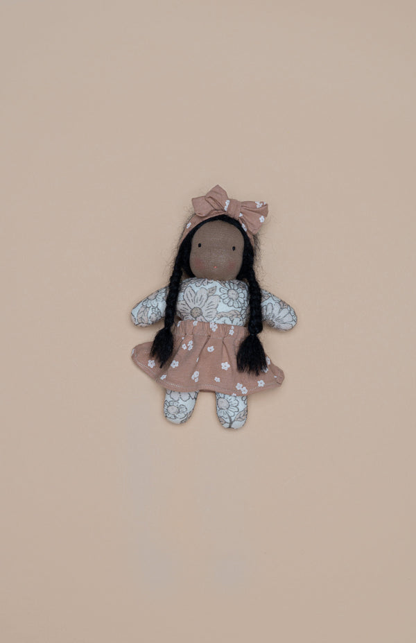 ZURI doll mini